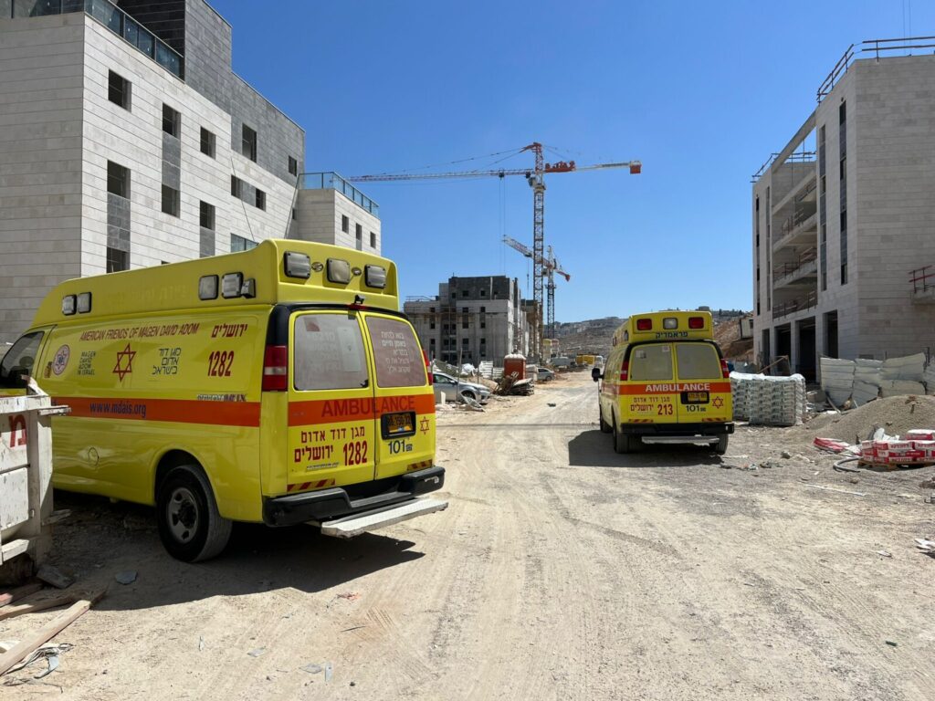 שלושה עובדים נפצעו בתאונות עבודה בשבוע החולף
