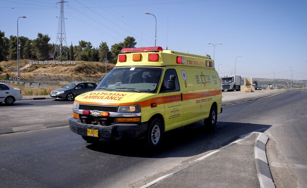 ילד בן 4 נמחץ למוות באור עקיבא, לאחר שראשו נתפס בשער
