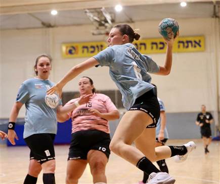 ר"ג גברה 21:31 על ראשל"צ, הרצליה הביסה