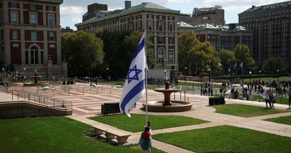 קבוצת סטודנטים פרו-פלסטינית באוניברסיטת קולומביה חוזרת בה מהתנצלות וקוראת למאבק מזוין נגד ישראל – העולם היהודי