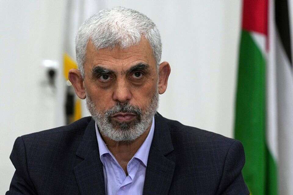דיווח: סינוואר קיבל הצעה לעזוב את הרצועה בתחילת המלחמה – וסרב
