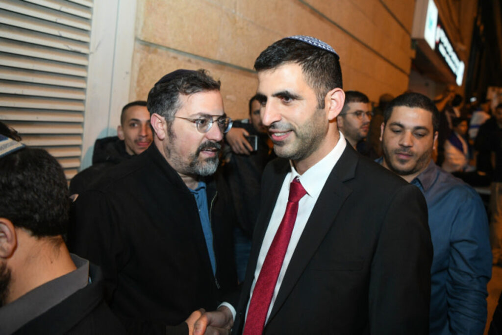 לאחר תלונות העיתונאים – קרעי בצעד נגד הצנזור הראשי