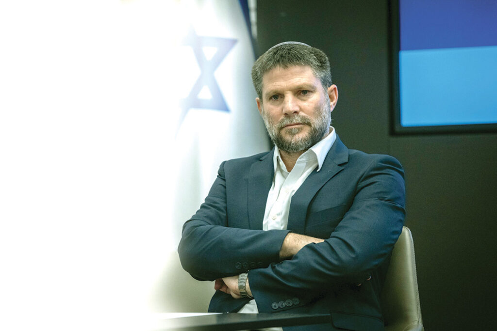 הממשלה תכפה הסדר כספי ליועצים המשפטיים הפורשים