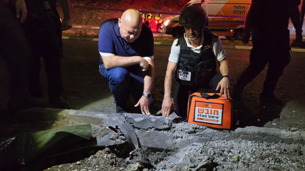מבצע חיצי הצפון: אזעקות נרחבות בצפון; פגיעה ישירה במעלות תרשיחא