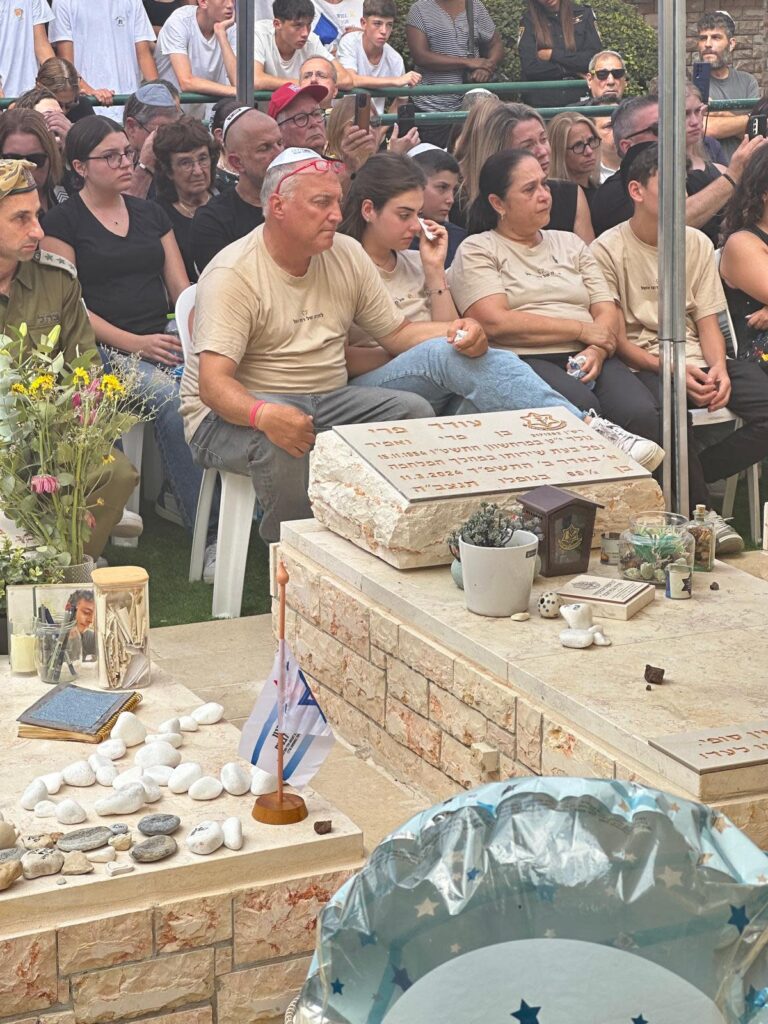 רוני אשל ז"ל – שנה למותה: "איך זה שאף לא הודח, שאנשים לא בכלא?"