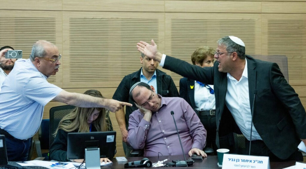 אתה מחבל": עימות סוער בין אחמד טיבי לאיתמר בן גביר