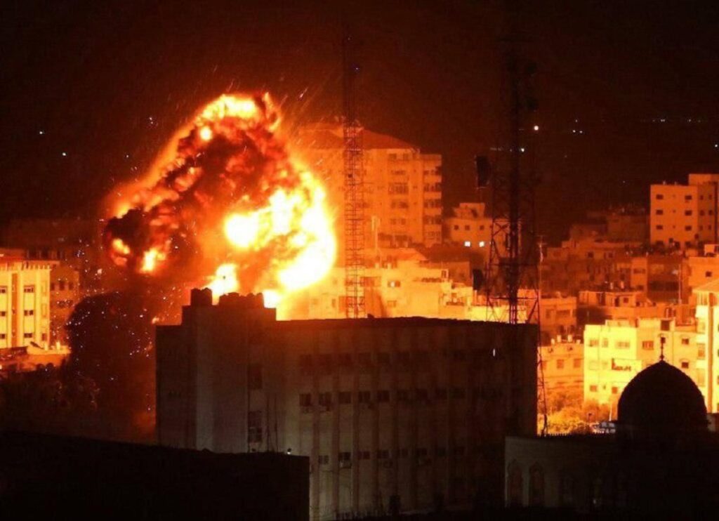 המתקפה על הבנקים של חיזבאללה: זו הסיבה של ישראל לתקוף