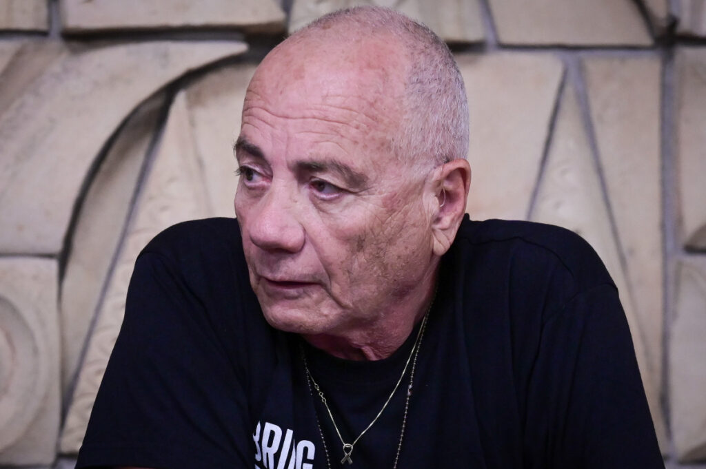 לואיס הר שורד השבי חושף: זה הדבר שהממשלה נמנעה מלעשות עד עכשיו