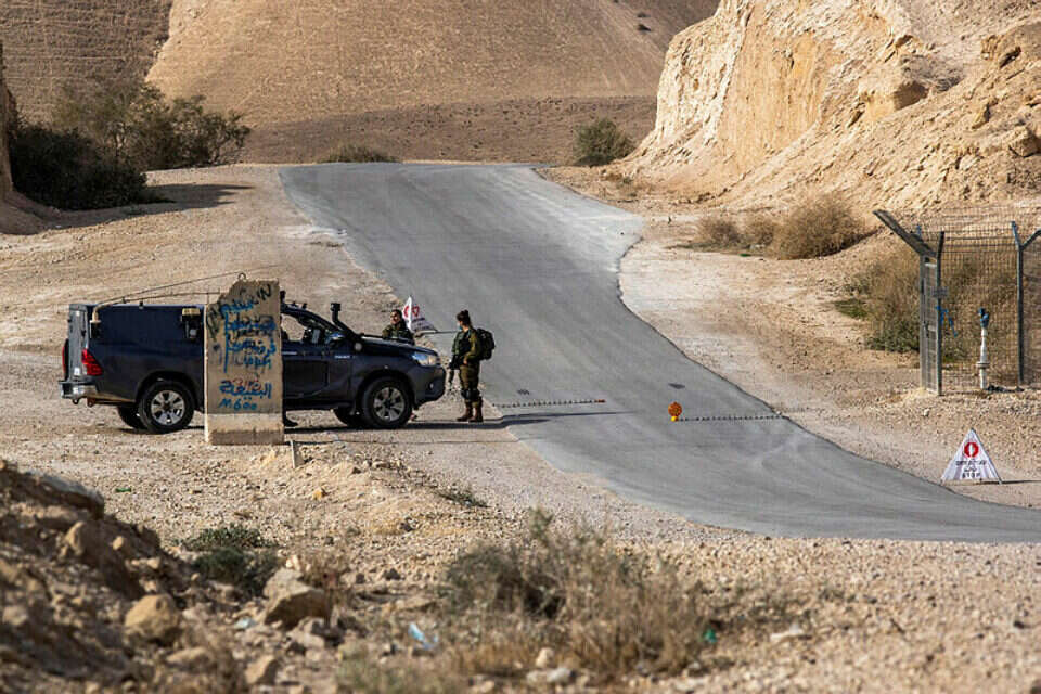 חמושים ב-M16 ומחסנית: ארבעה פלשתינים נעצרו באזור נבי מוסא