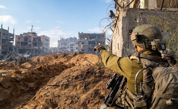 המהפך: המלחמה ומחלוקותיה האסטרטגיות בפרספקטיבה של שנה