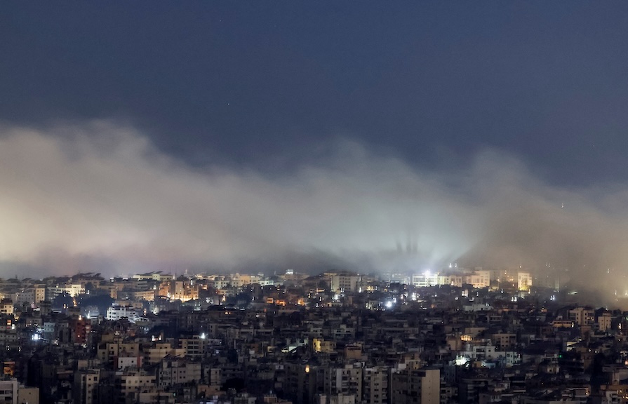 גל תקיפות נרחב בדאחייה בביירות; צה״ל חיסל בסוריה את איש הכספים של חיזבאללה