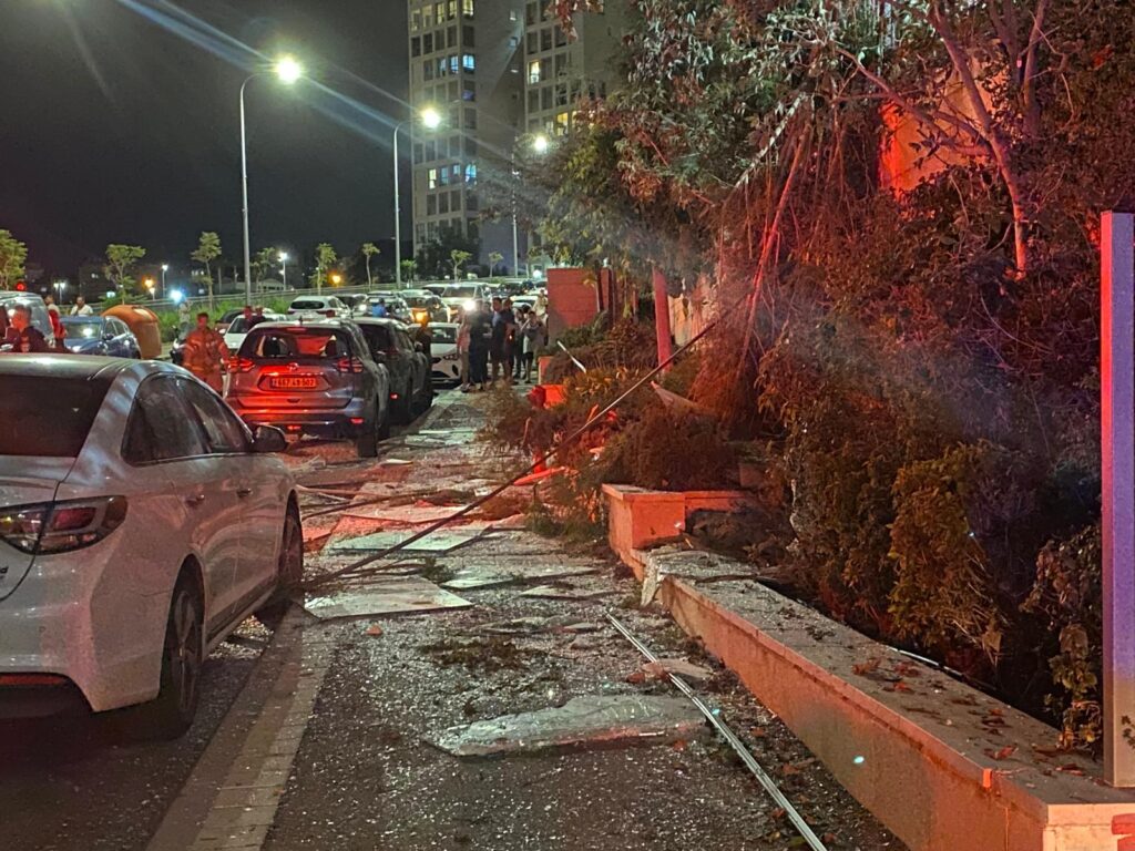 מטחים מלבנון: פצועים מפגיעות בחיפה וטבריה; מטחים לעבר טבריה וכרמיאל