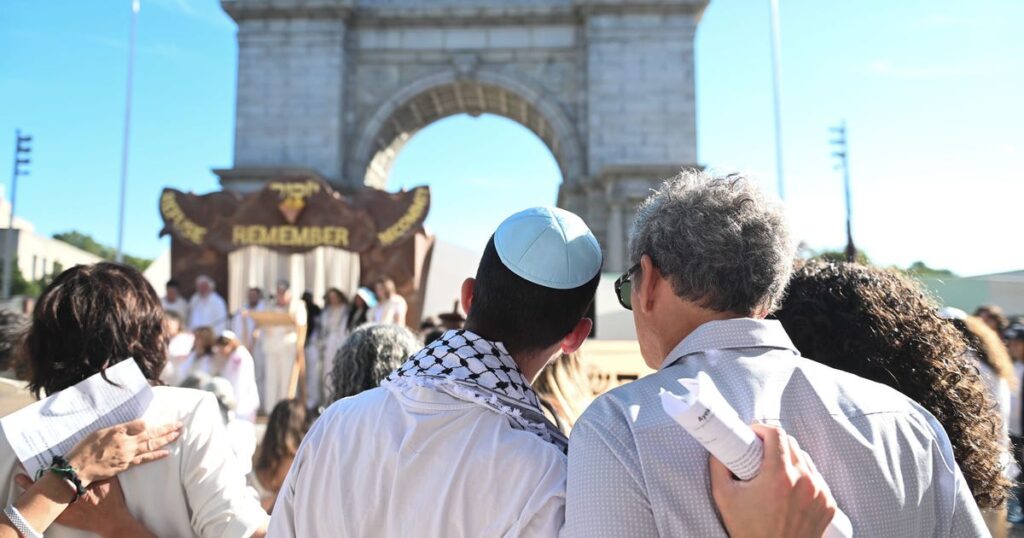 יום כיפור בניו יורק | "לבנות מרחב להתאבל על כל החיים שאבדו – פלסטינים, ישראלים ועוד" – US News