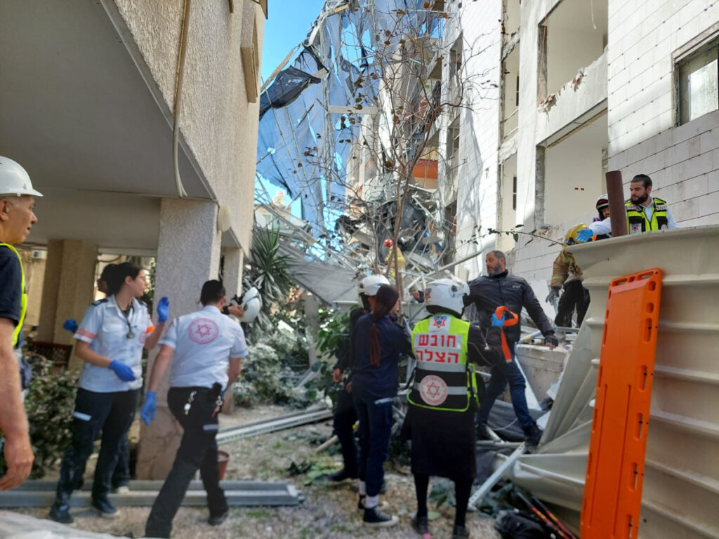 אסון בצפון: שני פועלים בני 25 נהרגו בקריסת מבנה בטמרה