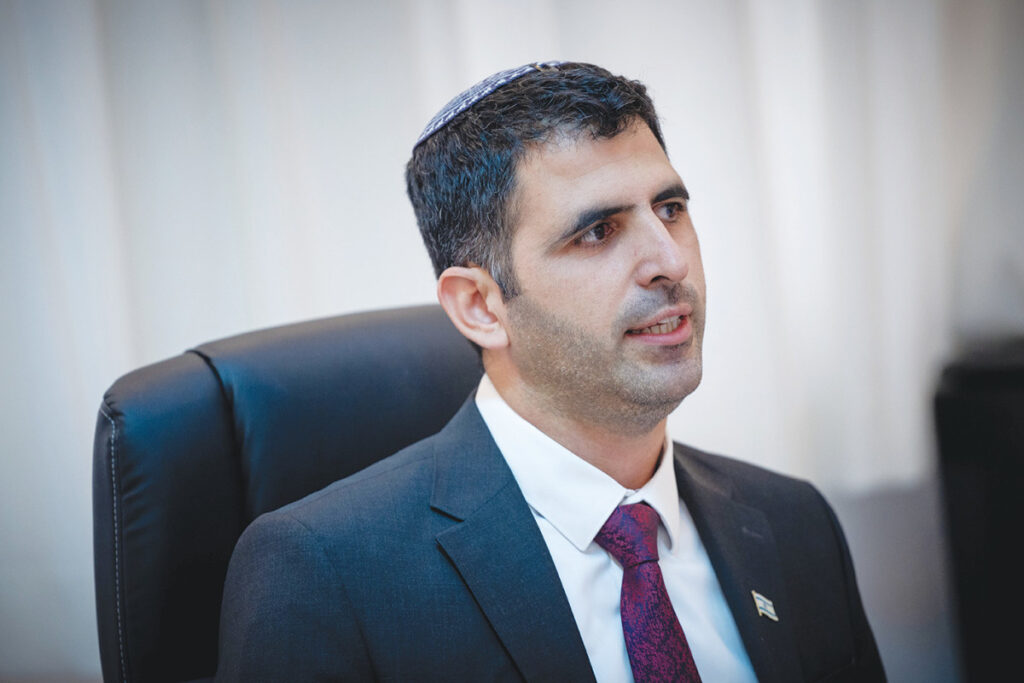 שלמה קרעי תחת ביקורת: "מסית כמו מואזין של האחים המוסלמים"
