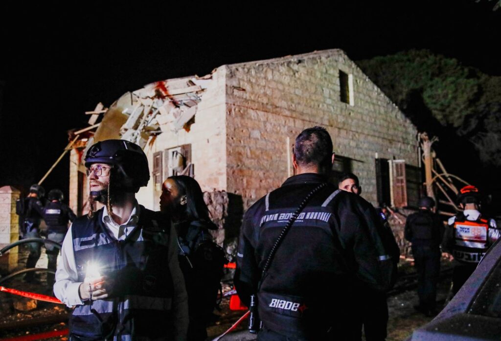 4 תקיפות של צה"ל בדאחיה בתוך יממה; בית כנסת בחיפה נפגע מרקטה