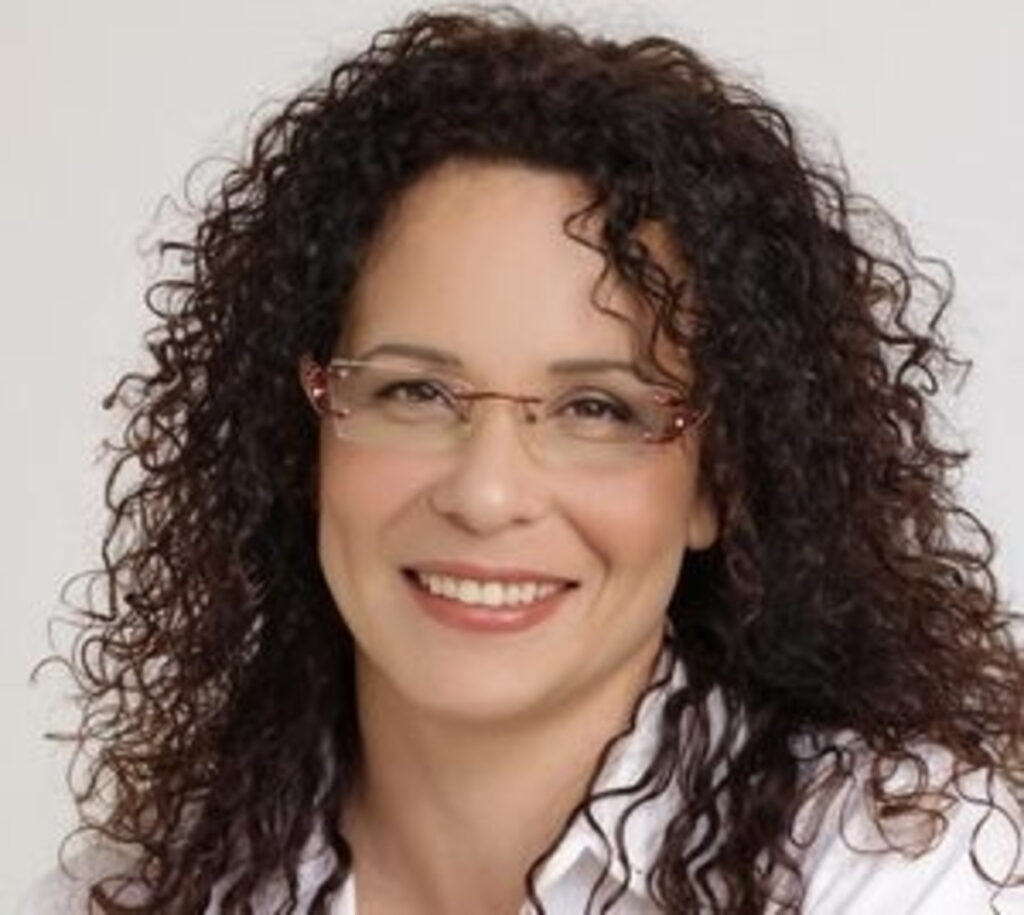 נוגה ויזל, עורכת הדין של אחד הנאשמים באונס בחצרים תשלם פיצויים