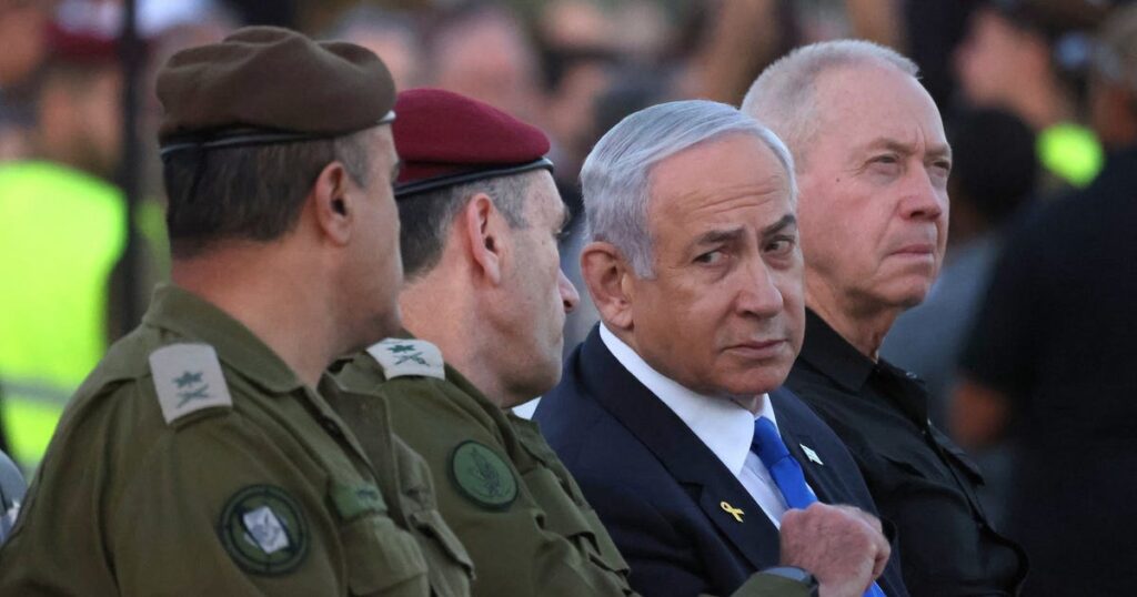 מדוע פיטר נתניהו את שר הביטחון המוכשר שלו בזמן שהמלחמה בעזה השתוללה?