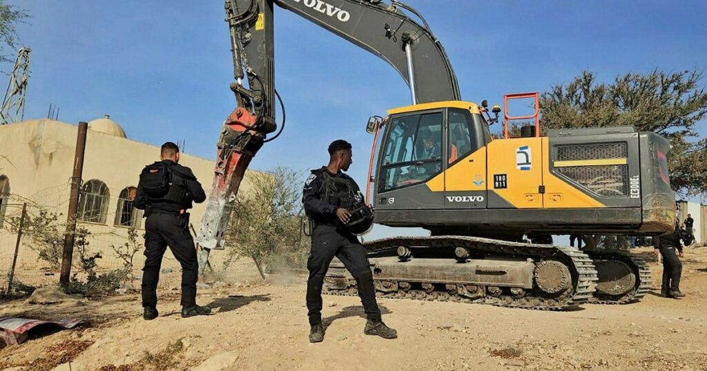 מחורבותיו ישוב: סיפורה של אום אל-חיראן והצד האפל של הציונות – מאמר מערכת הארץ