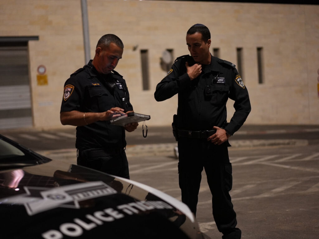חשד: תושב י-ם השחית אנדרטה לזכר נרצח בפיגוע
