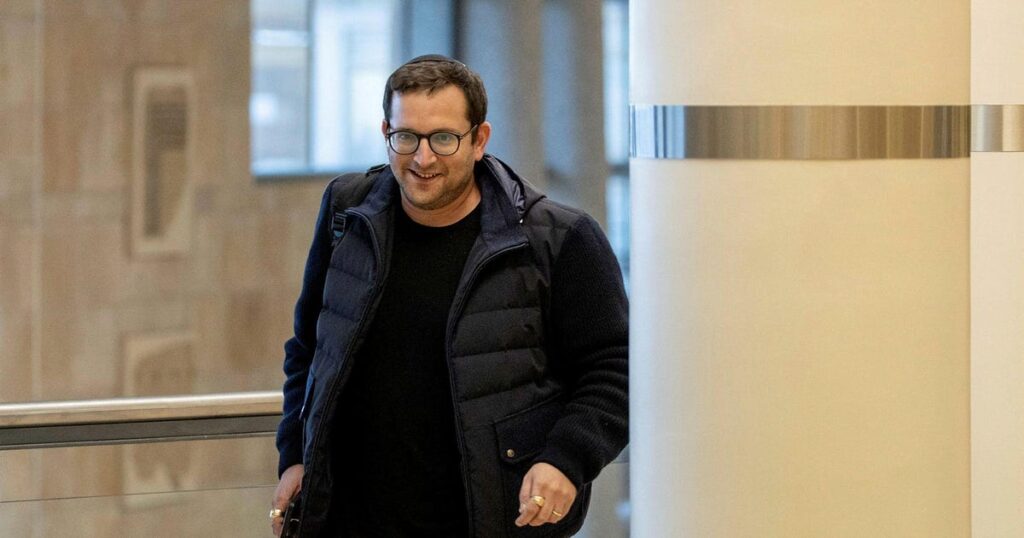 למשטרה והשב"כ יש ראיות לכאורה הקושרות שני עוזרי נתניהו להדלפות סודיות – חדשות ישראל
