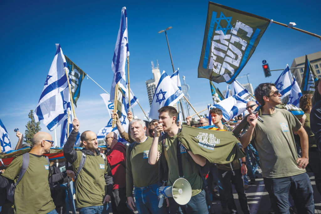 גיוס חרדים לצה"ל בתנופה: 7,000 צווים כבר בדרך
