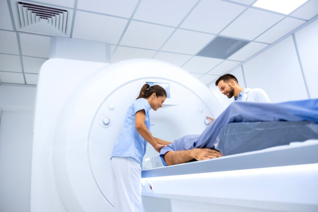 פרסום ראשון: בדרך לישראל – 12 מכשירי MRI ו-CT חדשים