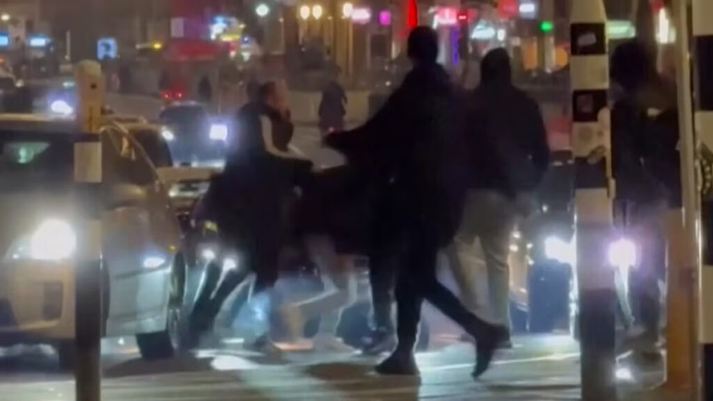 המרדף אחרי הישראלים: לילה אחד באמסטרדם | האזינו