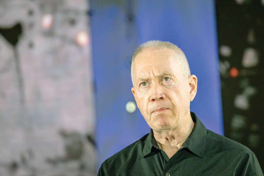 גלנט: "חלוקת מזון באבטחת צה"ל – תחילת ממשל צבאי בעזה"