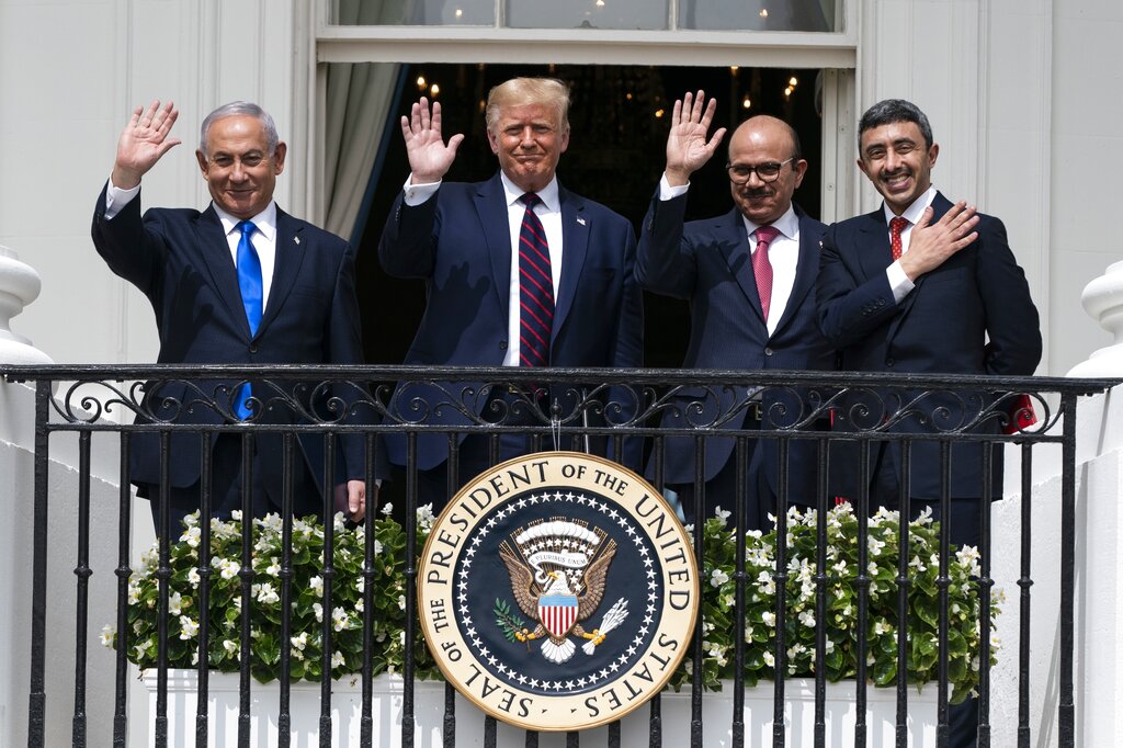 עיתונאים ערבים ליברלים חוגגים את ניצחון טראמפ: "דגלי חמאס וחיזבאללה לא יתנוססו יותר בניו יורק ובוושינגטון"