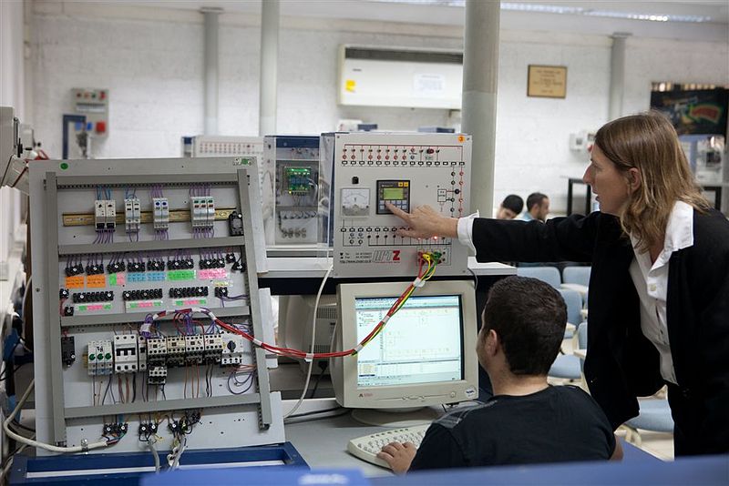 המכללות הטכנולוגיות ישהו את שביתתן וייכנסו למו"מ עם האוצר