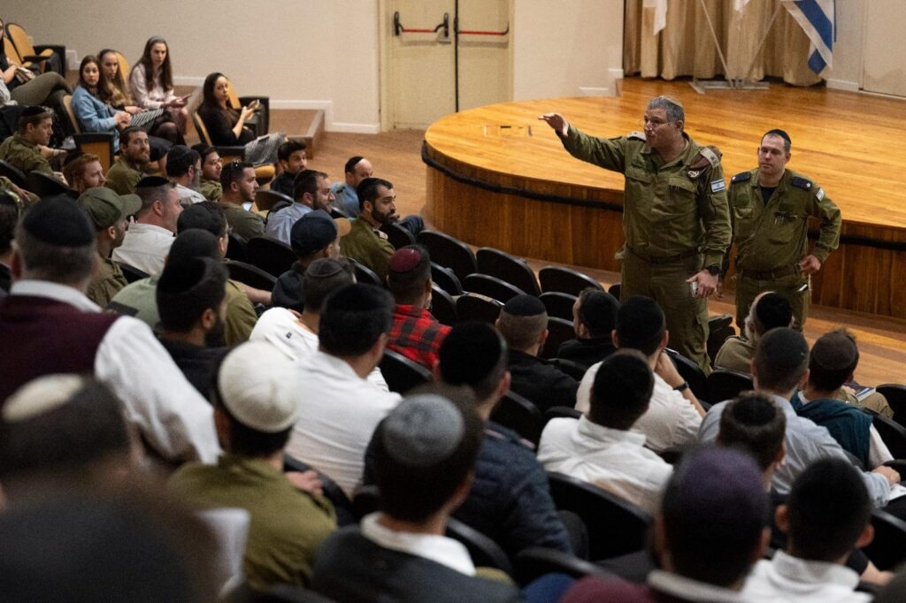 כ-200 מיועדים לגיוס נכחו בכנס לגיוס מילואימניקים לחטיבה החרדית