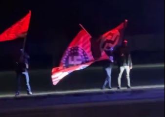 ניאו-נאצים הפגינו מול הצגה על אנה פרנק במישיגן: "הצופים חששו לצאת מהאולם"