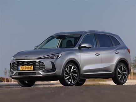 מול טויוטה יאריס קרוס: MG ZS הייבריד בישראל