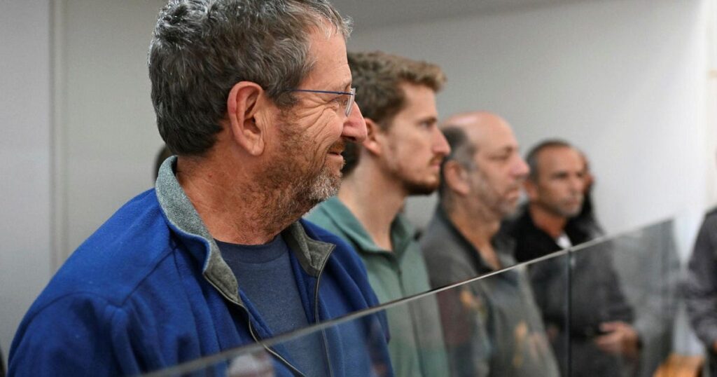 משפטם של ארבעה מפגינים נגד נתניהו עשוי להיות משפט הראווה הראשון בישראל – דעה