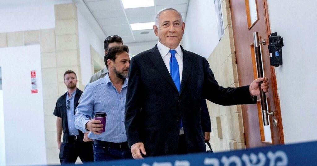 יש רק מואשם אחד בהרס הדמוקרטיה הישראלית: נתניהו – מאמר מערכת של "הארץ".