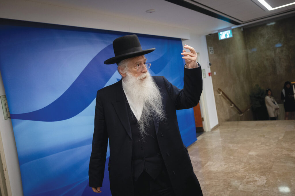 האיום החריף של השר החרדי נגד מערכת המשפט: "לשים לזה סוף"