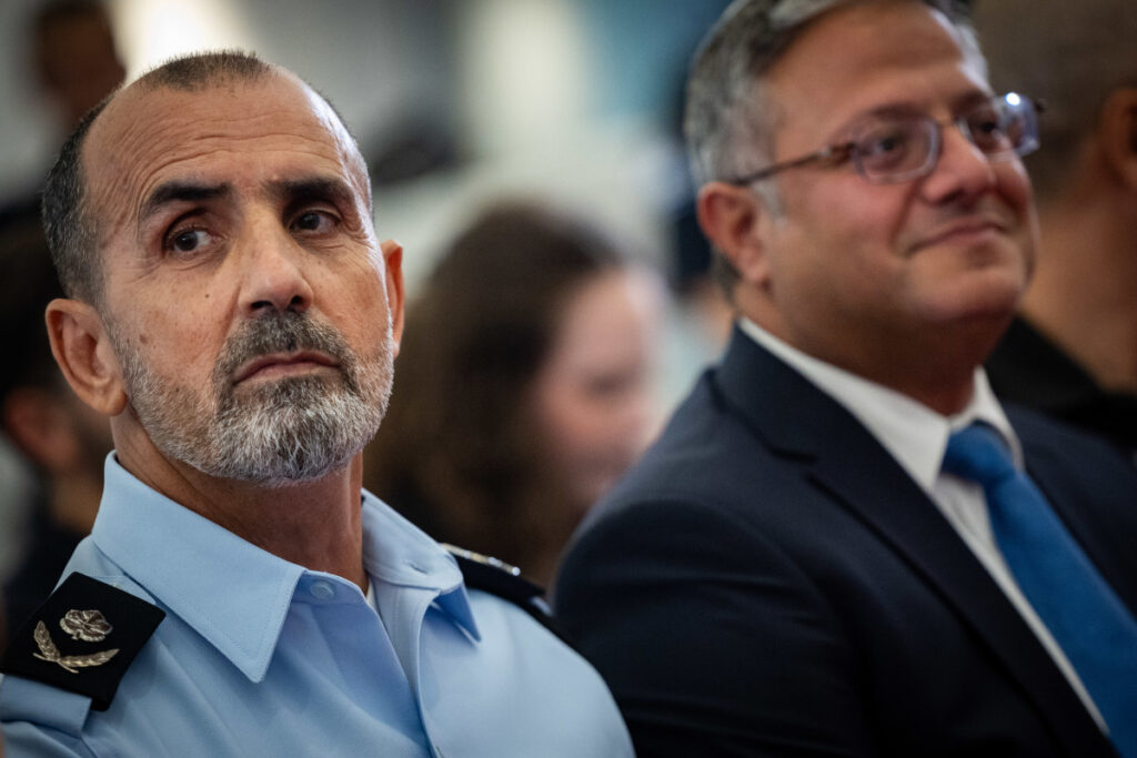 המשבר ביחסים בין סמוטריץ' לבן גביר: מפכ"ל המשטרה מצטרף להתקפה