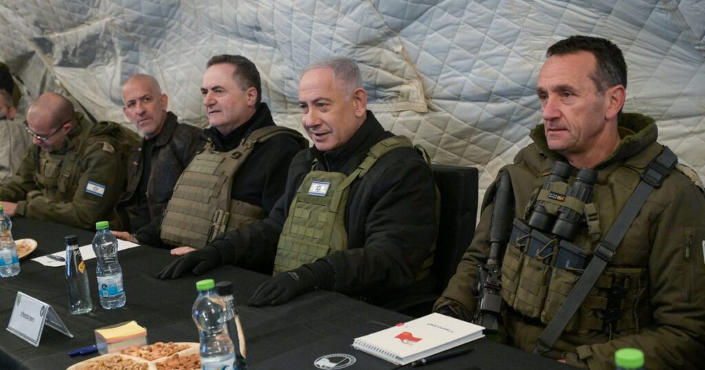 בכירי ההגנה הישראלים מודאגים מכך שהצהרות חברי הקבינט מאיימות על משלחת הצבא בסוריה – חדשות ישראל