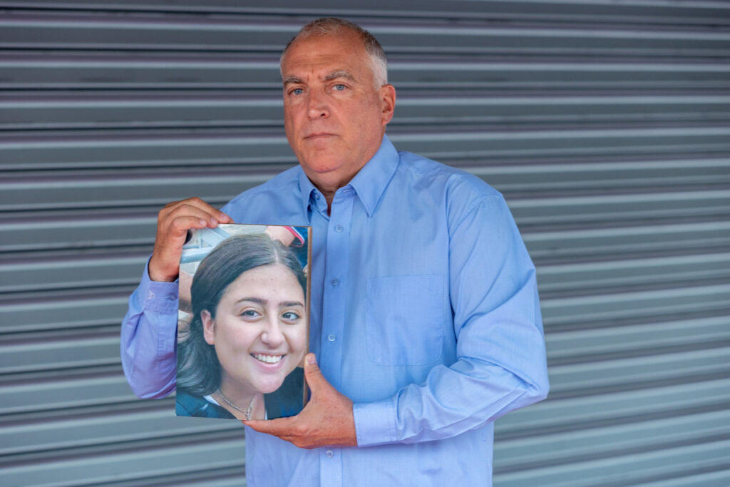 אייל אשל נגד הקואליציה: "פועלת כנגד ציבור שלם במדינה"