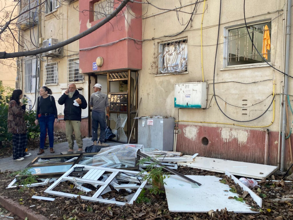 תושבי יפו מתקשים לעכל: "כל החלונות התפוצצו תוך שנייה"