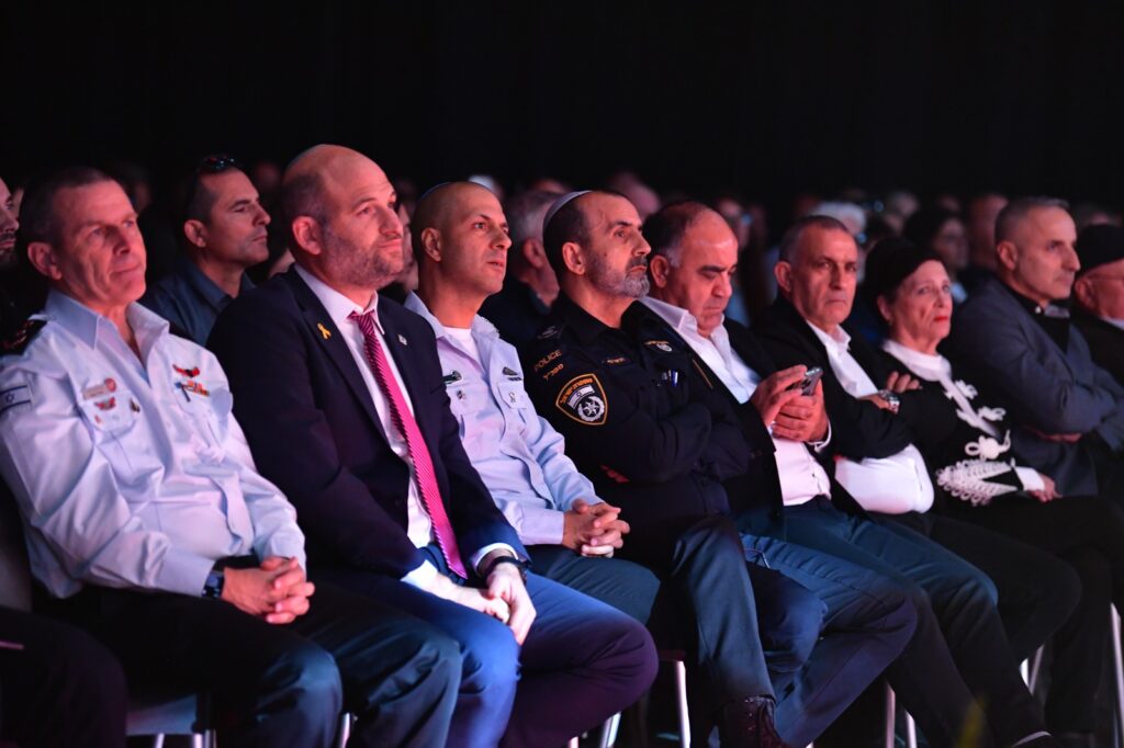14 שנה לאסון הכרמל: "מערך הכבאות, שב"ס והמשטרה הם קיר הברזל המגן על החברה הישראלית"