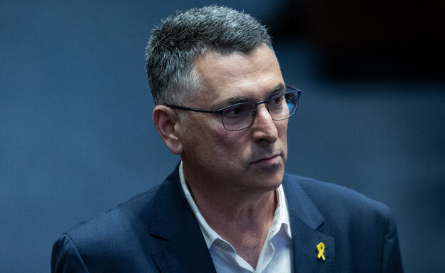 שר החוץ סער תקף את נשיא אירלנד: "אנטישמי מפיץ דיבה"