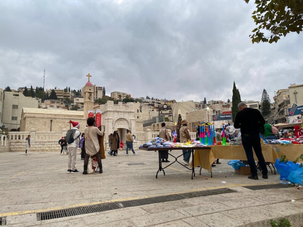 חג מולד שמח-עצוב בנצרת: "אין השנה עץ, החליטו לא לשים בגלל הכסף"