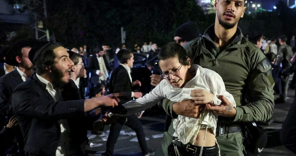 כעס ומצוקה מהטיוטה הצבאית בחברה העל -אורתודוכסית של ישראל עשויים לדחוף את מפלגות האריד לעזוב את פחם – ישראל חדשות