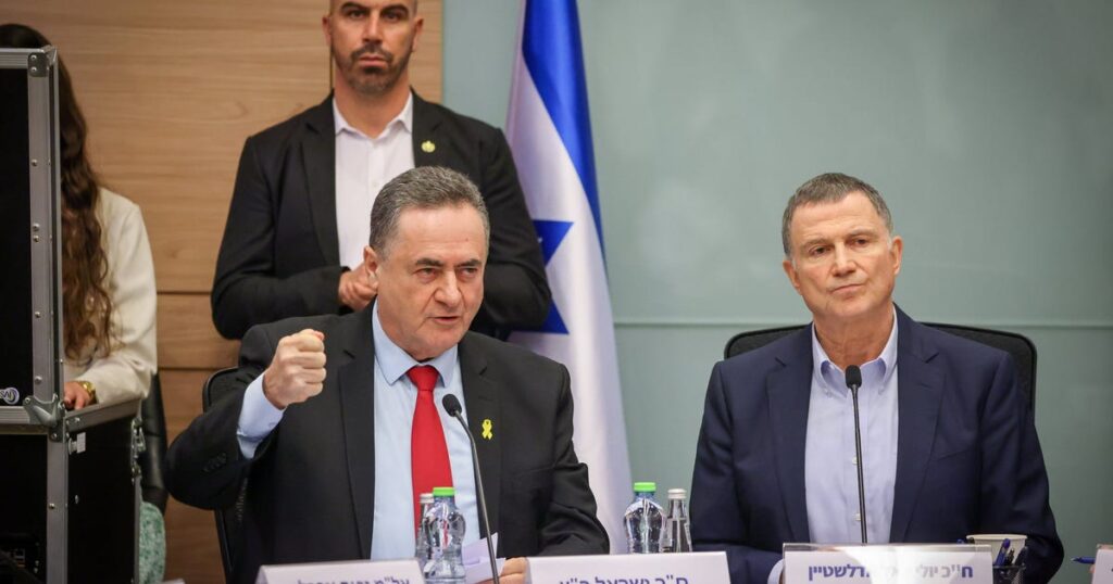 שר הביטחון כץ: חוק הגיוס כולל עונשים ומתגייסים למחצית מהגברים החרדים הזכאים – חדשות ישראל