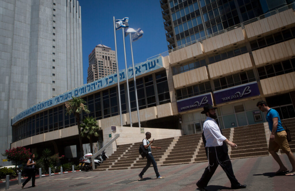 ריב קטלני ברמת גן: סוחר יהלומים הותקף עם מטף ומכשיר הלם חשמלי
