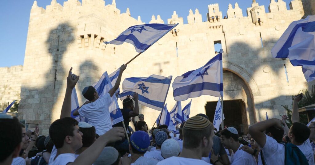 ישראלים עשויים להיות "לאומנים דתיים" יותר מאשר אזרחי כל מדינה אחרת עם הכנסה גבוהה – חדשות ישראל