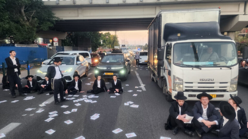 חוק הגיוס: "שיח רדוד וקשקוש בלבוש" | הבכיר הצבאי מסביר
