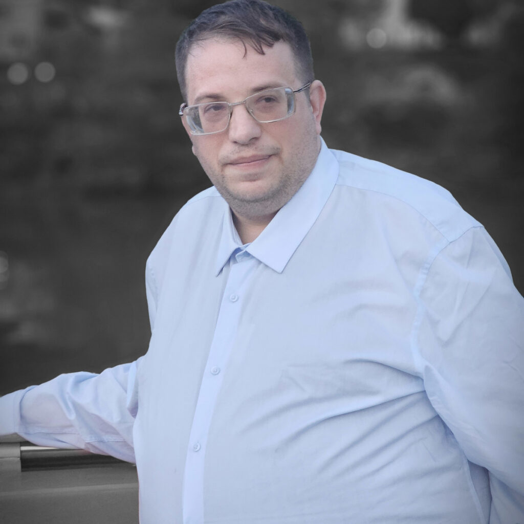 ג'וש ארונסון, כתב מעריב, נבחר למועצת הנשיא יצחק הרצוג "קול העם"
